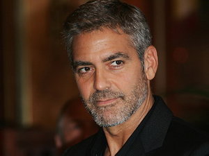 Clooney filmeaza povestea soferului lui Osama