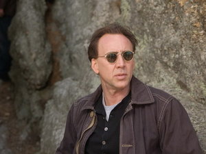 Nicolas Cage exorcizeaza vrajitoare