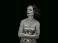 Isabelle Huppert - In fotografii, inregistrari si proiectii