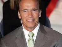 Schwarzenegger se intoarce in lumea filmelor