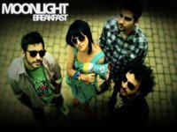Moonlight Breakfast canta in deschiderea concertului Macy Gray